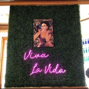 Meet your Posher, Nelda